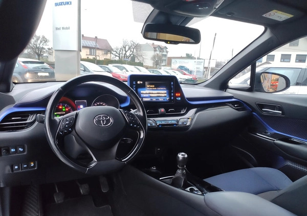 Toyota C-HR cena 74900 przebieg: 125000, rok produkcji 2017 z Radymno małe 67